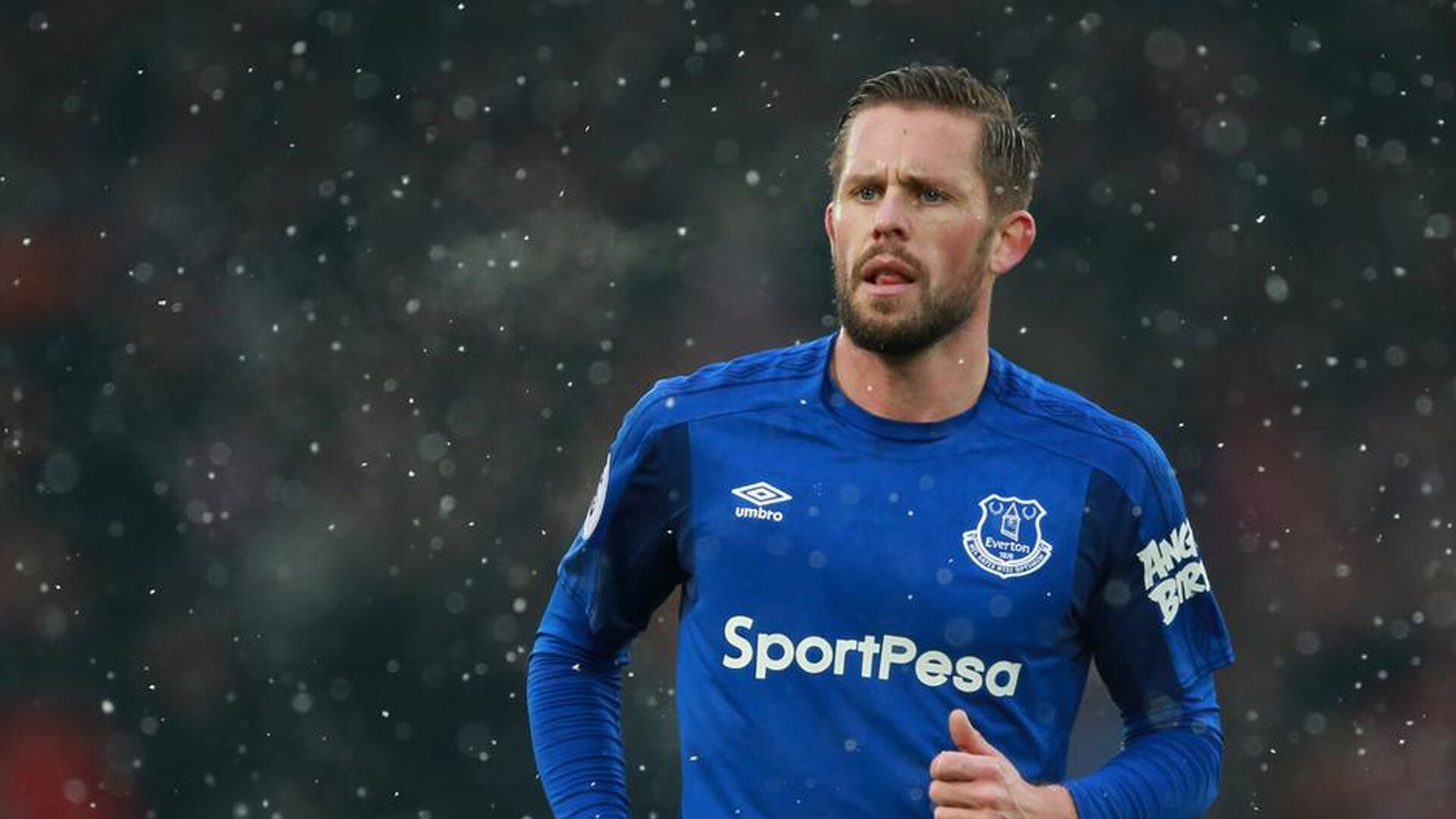 奥运体操选拔赛竞争激烈 年轻选手表现抢眼，奥运会体操竞技比赛