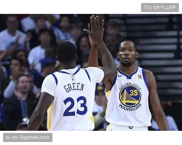 勇士队后防线加强,稳步迈向冠军,勇士队的进攻站位